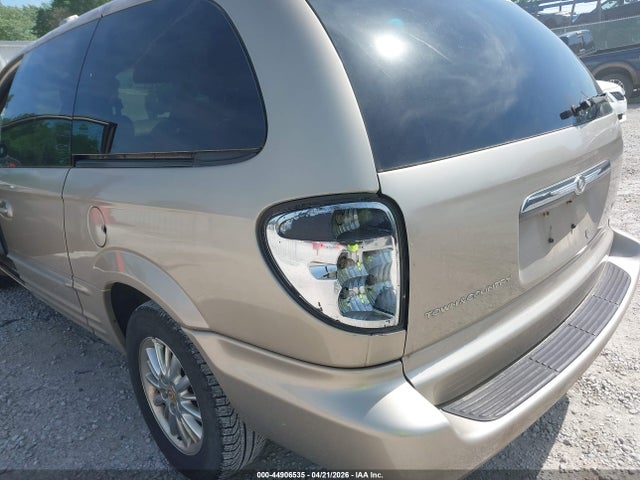Продажа на аукционе авто 2002 Chrysler Town & Country Limited, vin: 2C8GP64LX2R767492, номер лота: 44906535
