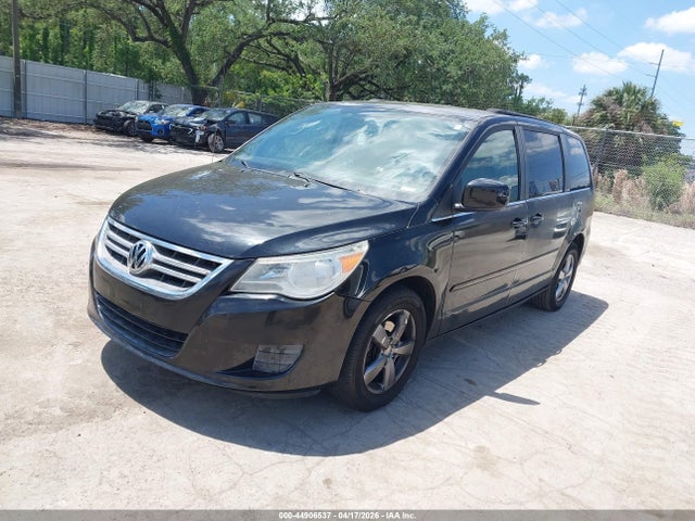 44906537 :رقم المزاد ، 2V4RW3DG7BR642681 vin ، 2011 Volkswagen Routan Se مزاد بيع