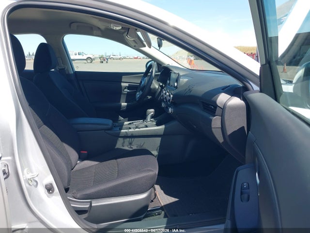 3N1AB8BV9NY259916 Nissan Sentra S Xtronic Cvt