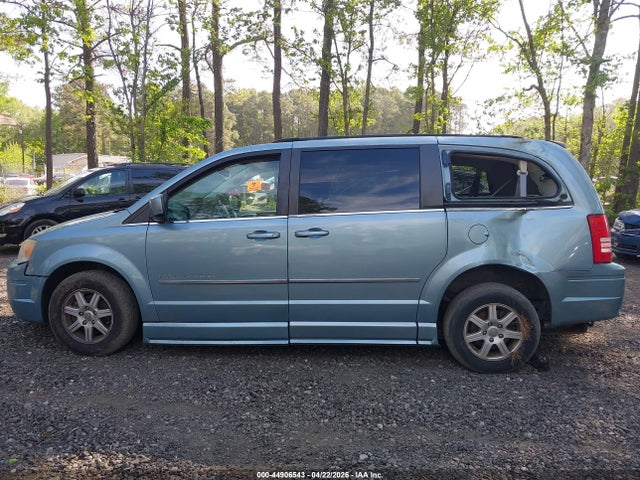 44906543 :رقم المزاد ، 2A4RR5D13AR308438 vin ، 2010 Chrysler Town & Country Touring مزاد بيع