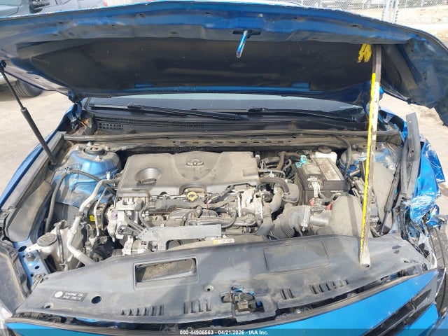 Продажа на аукционе авто 2020 Toyota Camry Le, vin: 4T1C11AKXLU328129, номер лота: 44906563