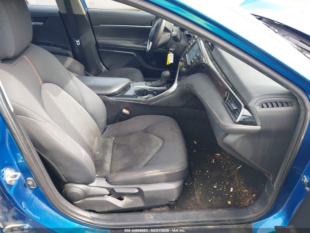Продажа на аукционе авто 2020 Toyota Camry Le, vin: 4T1C11AKXLU328129, номер лота: 44906563