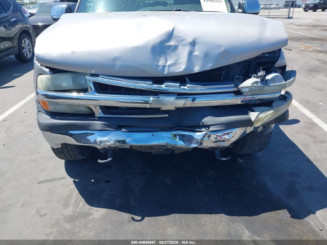 2004 Chevrolet Tahoe Ls მანქანა იყიდება აუქციონზე, vin: 1GNEK13ZX4J241863, აუქციონის ნომერი: 44906567
