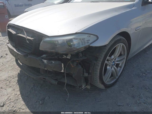 2013 Bmw 535i მანქანა იყიდება აუქციონზე, vin: WBAFR7C50DC824064, აუქციონის ნომერი: 44906584
