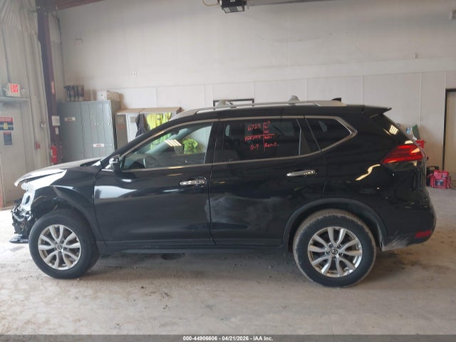 44906606 :رقم المزاد ، JN8AT2MVXHW025563 vin ، 2017 Nissan Rogue Sv مزاد بيع