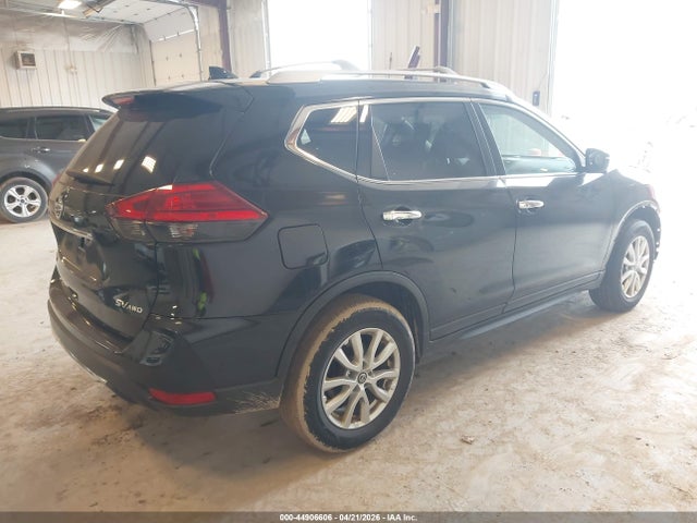 44906606 :رقم المزاد ، JN8AT2MVXHW025563 vin ، 2017 Nissan Rogue Sv مزاد بيع