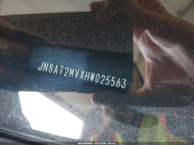 44906606 :رقم المزاد ، JN8AT2MVXHW025563 vin ، 2017 Nissan Rogue Sv مزاد بيع