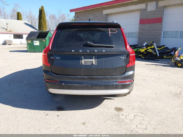 44906607 :رقم المزاد ، YV4A22PK9N1777597 vin ، 2022 Volvo Xc90 T6 Momentum 7 Passenger مزاد بيع
