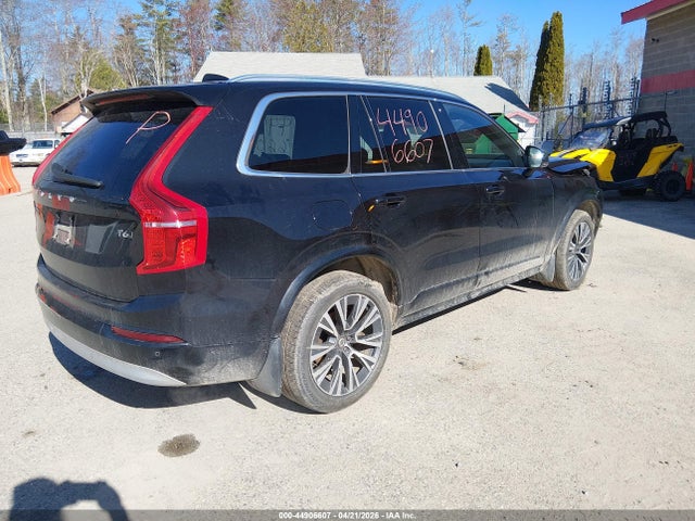 44906607 :رقم المزاد ، YV4A22PK9N1777597 vin ، 2022 Volvo Xc90 T6 Momentum 7 Passenger مزاد بيع