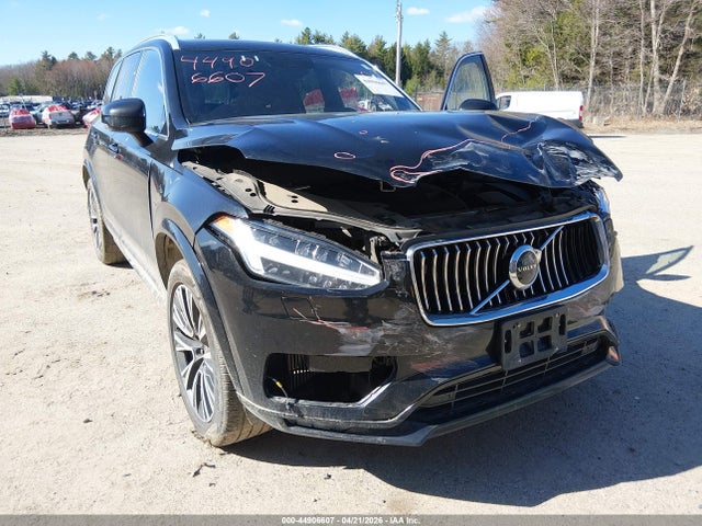 44906607 :رقم المزاد ، YV4A22PK9N1777597 vin ، 2022 Volvo Xc90 T6 Momentum 7 Passenger مزاد بيع