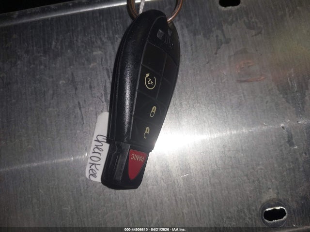 2019 Jeep Cherokee Latitude Fwd მანქანა იყიდება აუქციონზე, vin: 1C4PJLCB8KD479595, აუქციონის ნომერი: 44906610