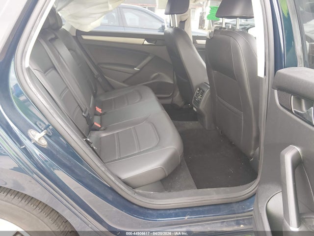 2020 Volkswagen Passat 2.0t Se მანქანა იყიდება აუქციონზე, vin: 1VWSA7A39LC020934, აუქციონის ნომერი: 44906617