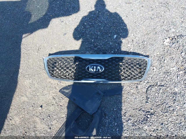 Продаж на аукціоні авто 2016 Kia Sorento 2.4l Lx, vin: 5XYPG4A3XGG055747, номер лоту: 44906625