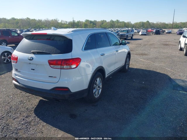 Продаж на аукціоні авто 2016 Kia Sorento 2.4l Lx, vin: 5XYPG4A3XGG055747, номер лоту: 44906625