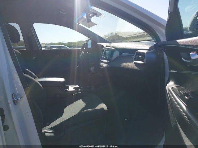 Продаж на аукціоні авто 2016 Kia Sorento 2.4l Lx, vin: 5XYPG4A3XGG055747, номер лоту: 44906625