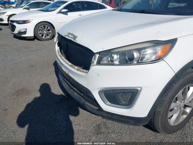 Продаж на аукціоні авто 2016 Kia Sorento 2.4l Lx, vin: 5XYPG4A3XGG055747, номер лоту: 44906625