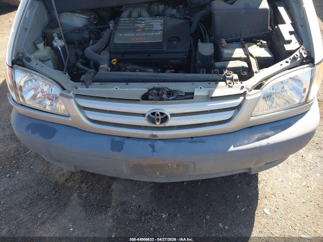Aukcja sprzedaży 2002 Toyota Sienna Le, vin: 4T3ZF13C22U456209, numer aukcji: 44906633