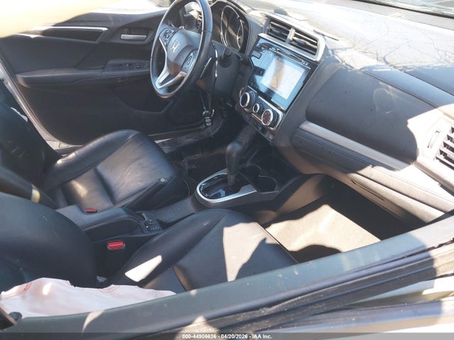 44906636 :رقم المزاد ، 3HGGK5H89FM708884 vin ، 2015 Honda Fit Ex/ex-l مزاد بيع