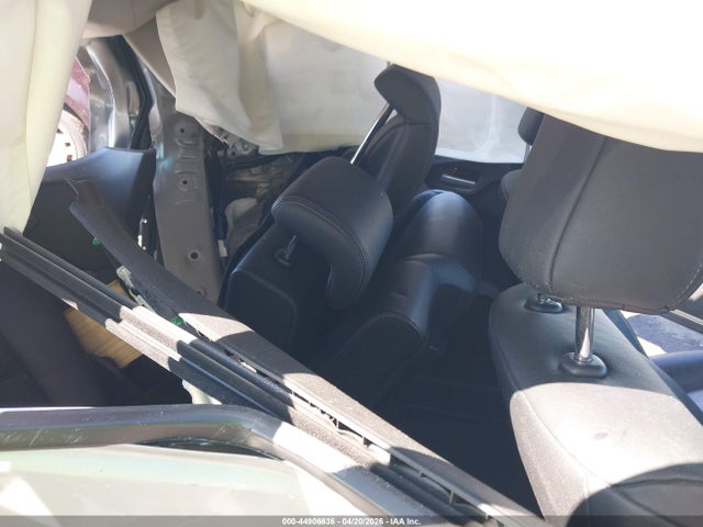 44906636 :رقم المزاد ، 3HGGK5H89FM708884 vin ، 2015 Honda Fit Ex/ex-l مزاد بيع