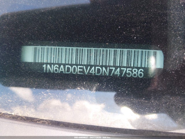 2013 Nissan Frontier Pro-4x მანქანა იყიდება აუქციონზე, vin: 1N6AD0EV4DN747586, აუქციონის ნომერი: 44906637