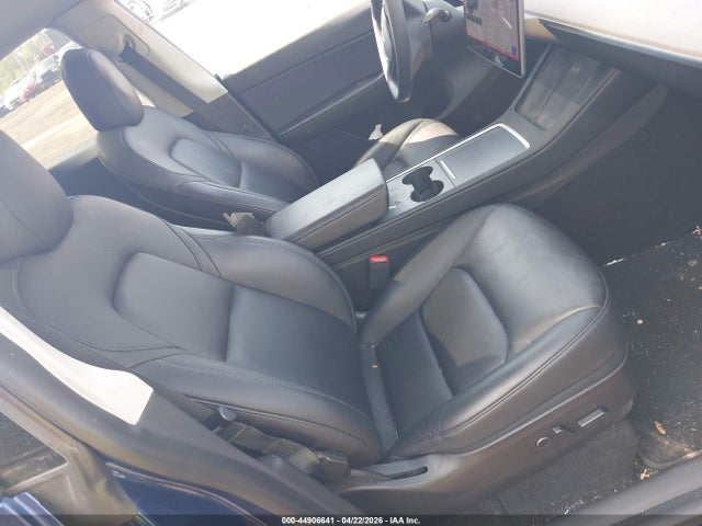 Продажа на аукционе авто 2021 Tesla Model Y Long Range Dual Motor All-wheel Drive, vin: 5YJYGDEE0MF141359, номер лота: 44906641