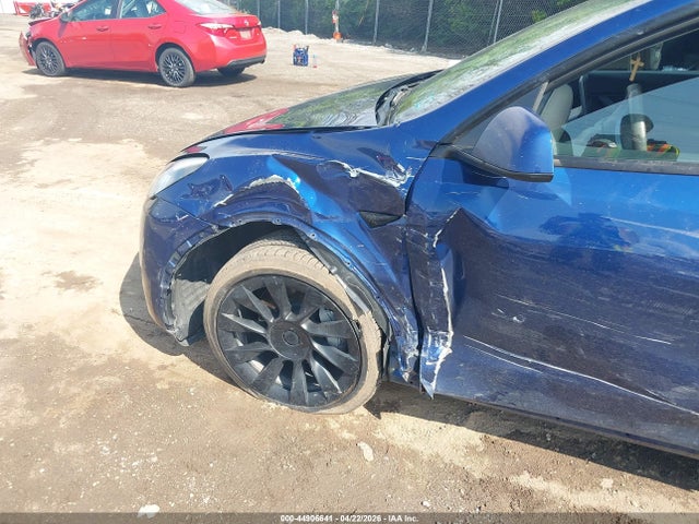 Продажа на аукционе авто 2021 Tesla Model Y Long Range Dual Motor All-wheel Drive, vin: 5YJYGDEE0MF141359, номер лота: 44906641