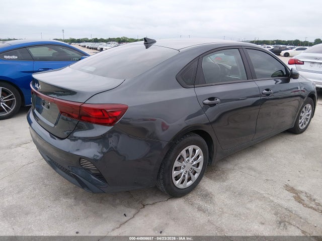 3KPF24AD6NE502796 KIA FORTE FE