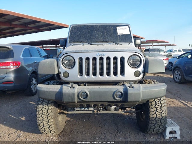 1C4HJWDG2GL177412 Jeep Wrangler Unlimited Sport