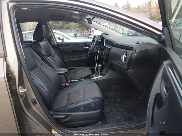 Продажа на аукционе авто 2017 Toyota Corolla Se, vin: 2T1BURHE0HC925770, номер лота: 44906675