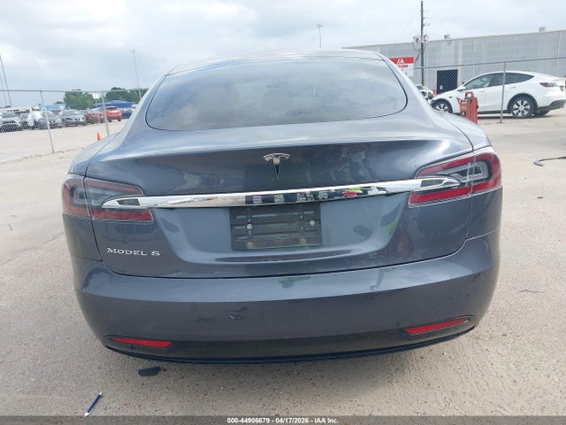 Продажа на аукционе авто 2017 Tesla Model S 60/75, vin: 5YJSA1E10HF202699, номер лота: 44906679