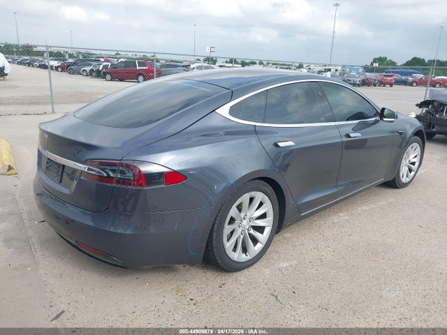 Продажа на аукционе авто 2017 Tesla Model S 60/75, vin: 5YJSA1E10HF202699, номер лота: 44906679