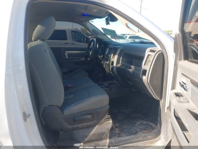 44906682 :رقم المزاد ، 3C6LR5AT7GG124417 vin ، 2016 Ram 2500 Tradesman مزاد بيع