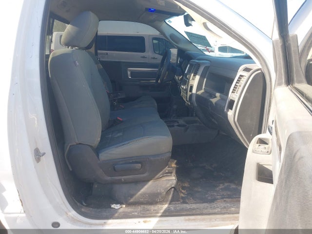 44906682 :رقم المزاد ، 3C6LR5AT7GG124417 vin ، 2016 Ram 2500 Tradesman مزاد بيع