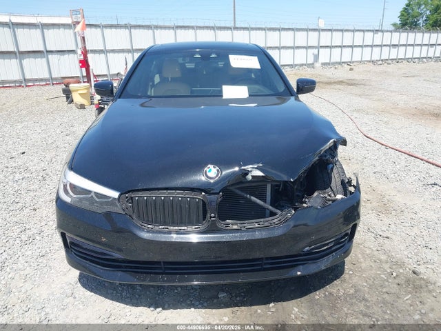 2018 Bmw 530e Iperformance მანქანა იყიდება აუქციონზე, vin: WBAJA9C51JB034352, აუქციონის ნომერი: 44906695