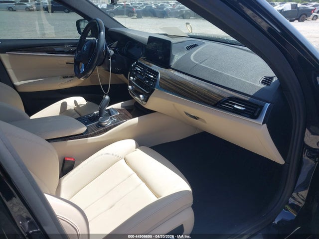 2018 Bmw 530e Iperformance მანქანა იყიდება აუქციონზე, vin: WBAJA9C51JB034352, აუქციონის ნომერი: 44906695
