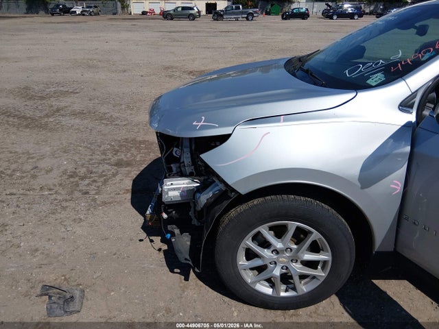 44906705 :رقم المزاد ، 3GNAXKEV4NL127643 vin ، 2022 Chevrolet Equinox Fwd Lt مزاد بيع