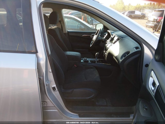 Продажа на аукционе авто 2015 Nissan Pathfinder S, vin: 5N1AR2MM0FC699300, номер лота: 44906709