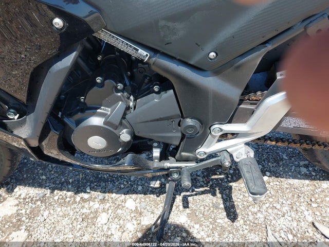 44906722 :رقم المزاد ، MLHNC5159F5100305 vin ، 2015 Honda Cbr300 Ra مزاد بيع