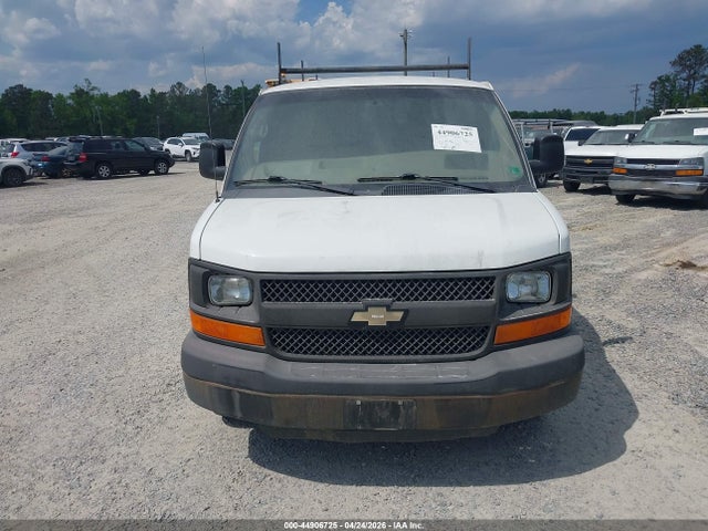 1GCSGAFX4E1110159 Chevrolet Express 1500 Work Van