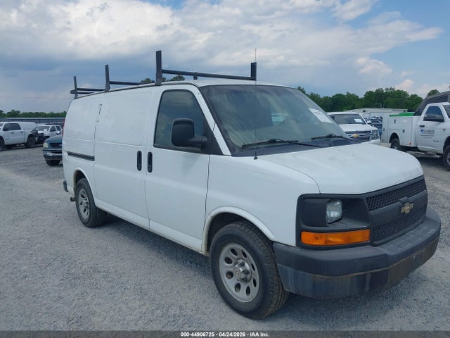 1GCSGAFX4E1110159 Chevrolet Express 1500 Work Van