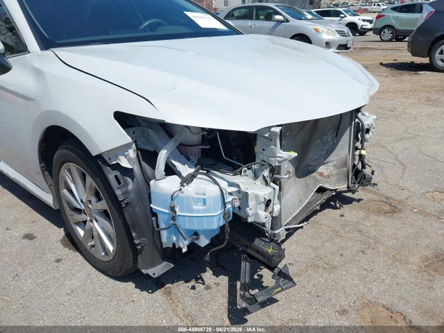 44906729 :رقم المزاد ، 4T1R11AK6PU161848 vin ، 2023 Toyota Camry Le مزاد بيع