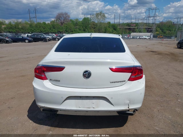 2018 Buick Lacrosse Essence მანქანა იყიდება აუქციონზე, vin: 1G4ZP5SS4JU144302, აუქციონის ნომერი: 44906737