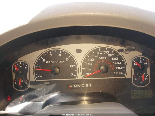 44906742 :رقم المزاد ، 1FTPX12VX8FB68066 vin ، 2008 Ford F-150 Xlt مزاد بيع