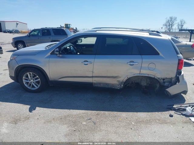 Продаж на аукціоні авто 2015 Kia Sorento Lx, vin: 5XYKTCA68FG571999, номер лоту: 44906750