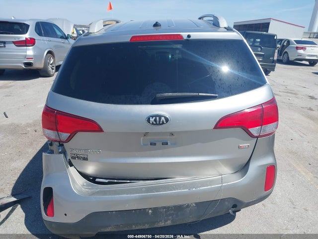 Продаж на аукціоні авто 2015 Kia Sorento Lx, vin: 5XYKTCA68FG571999, номер лоту: 44906750