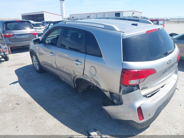 Продаж на аукціоні авто 2015 Kia Sorento Lx, vin: 5XYKTCA68FG571999, номер лоту: 44906750