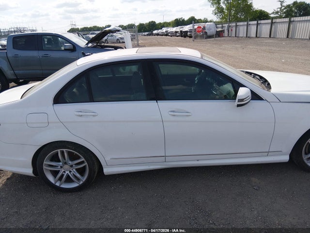 Aukcja sprzedaży 2013 Mercedes-benz C 250 Sport, vin: WDDGF4HB6DA863000, numer aukcji: 44906771