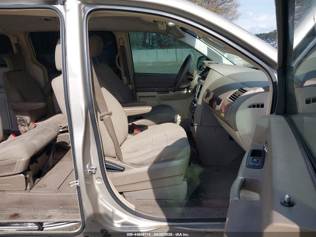 Aukcja sprzedaży 2009 Chrysler Town & Country Lx, vin: 2A8HR44E49R513317, numer aukcji: 44906774