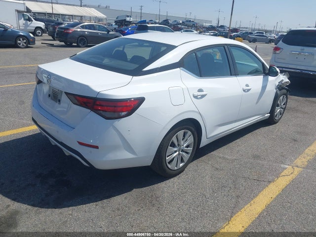3N1AB8BV4NY286781 Nissan Sentra S Xtronic Cvt