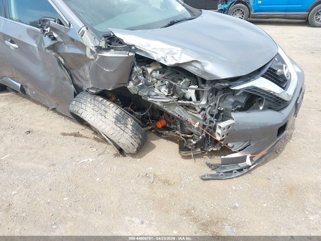 44906781 :رقم المزاد ، 5N1AZ2MH2JN105158 vin ، 2018 Nissan Murano Sv مزاد بيع